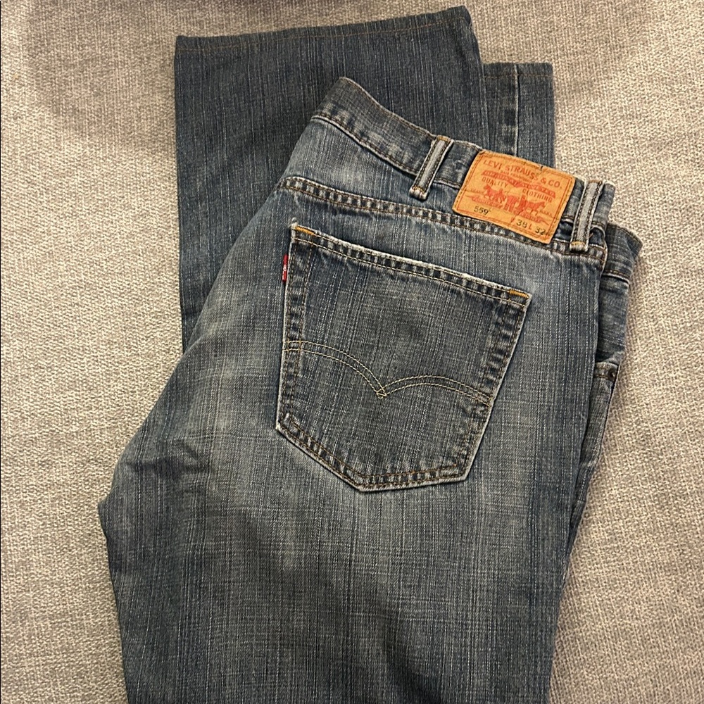 Levi's Men's Blue Straight Jeans